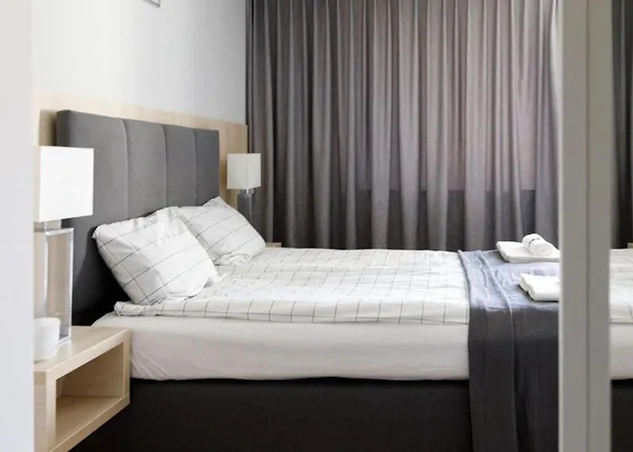 For 4 Near Market Square - Kuznicza 24 * Wroclaw